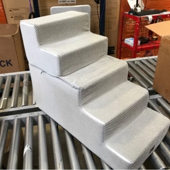 BRAND NEW- Dog Stairs for Small Dogs, 5-Step Dog Stairs for High Beds and Couch - Picture 7 of 7